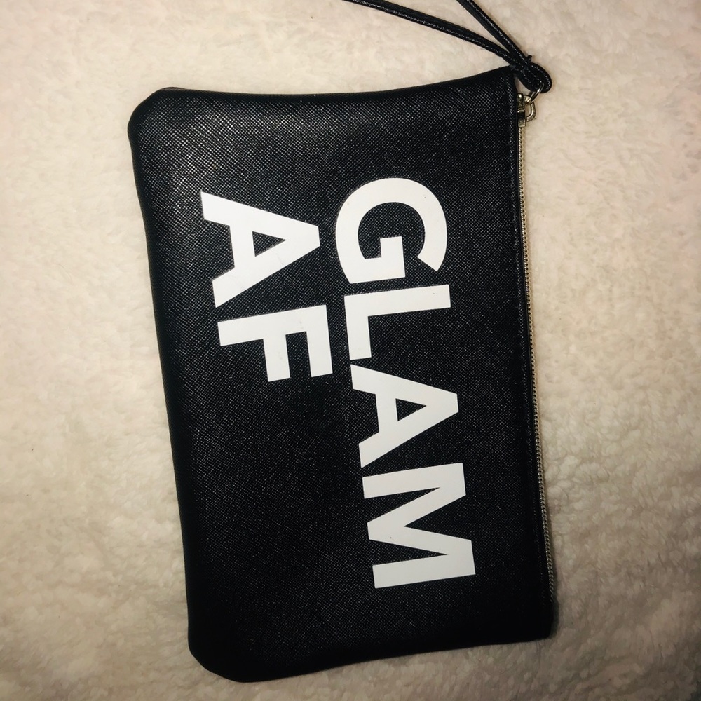 Cosmetic bag